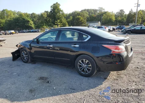 2015 Nissan Altima 2.5 из США, поврежденный, VIN 1N4AL3AP3FC480587